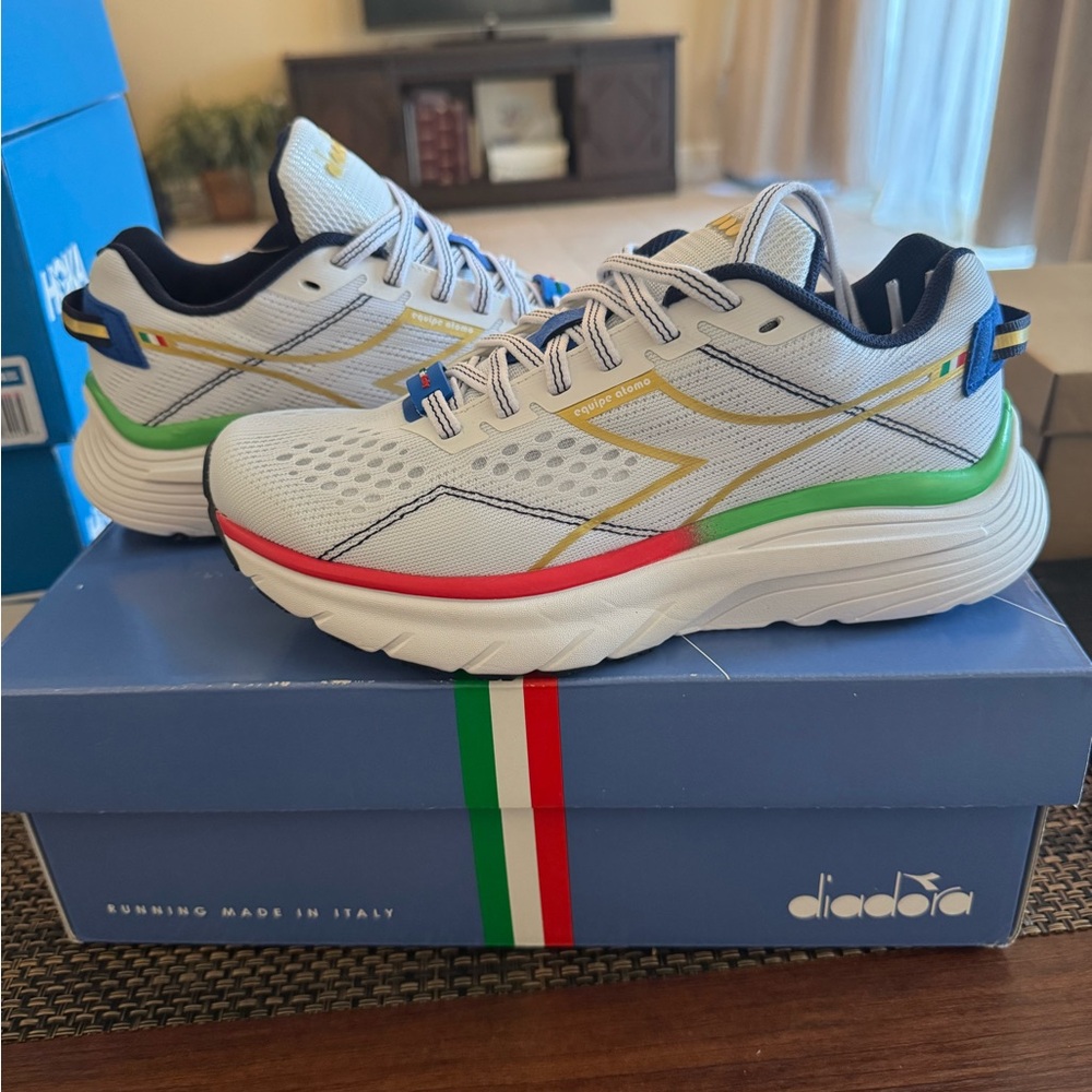 Diadora Men's White and Multicolor Athletic Shoes